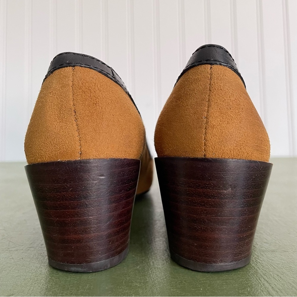 Tory Burch HOWIE Low Heels w Metal Monogram in Cognac Suede and Leather Trim - Picture 6 of 10